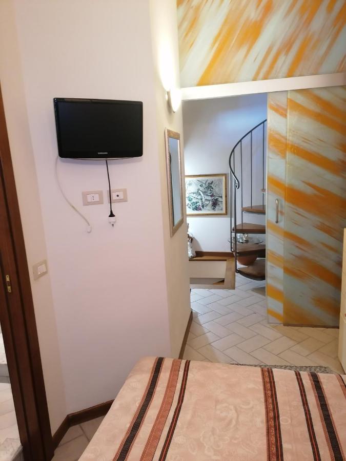 דירות לוקה Casina Torretta מראה חיצוני תמונה